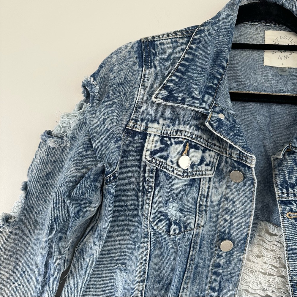 Fantastic Fawn Distressed Denim Jacket Size Large - Picture 2 of 7